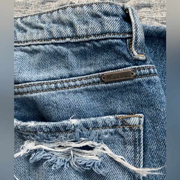 KanCan distressed Jean capris size 27 x27 - Picture 7 of 12